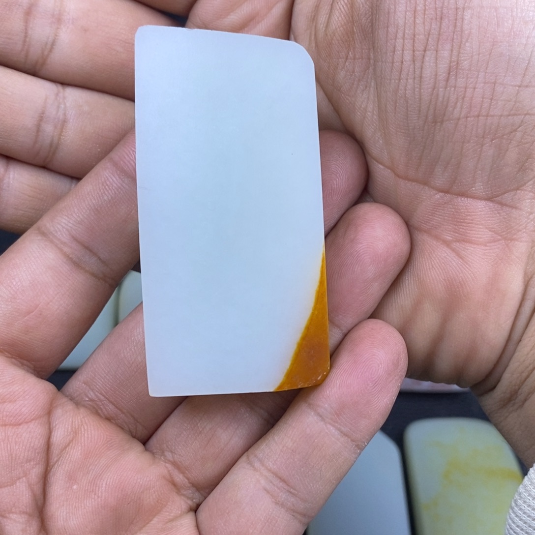 会***鱼定制和田玉未镶嵌挂件