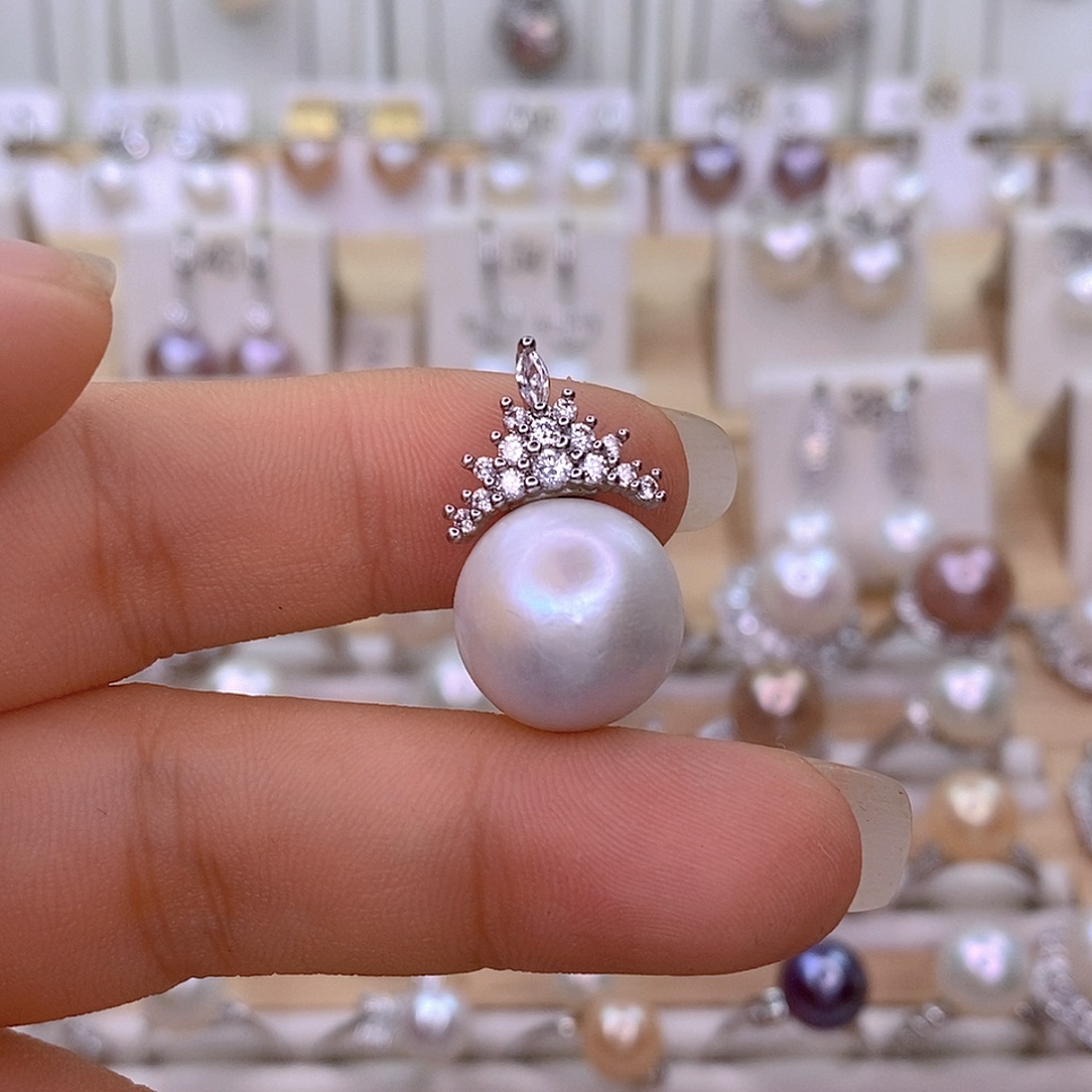 颈饰未镶嵌淡水珍珠