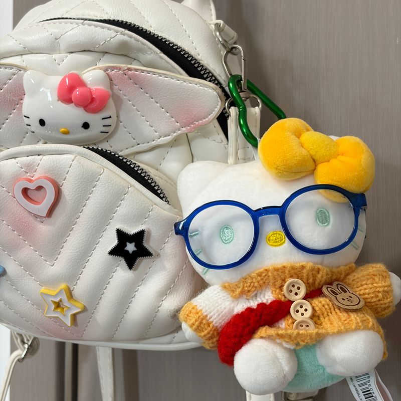 正版Kitty多巴胺坐姿针织卡通可爱毛绒玩偶挂件包包挂礼物送朋友