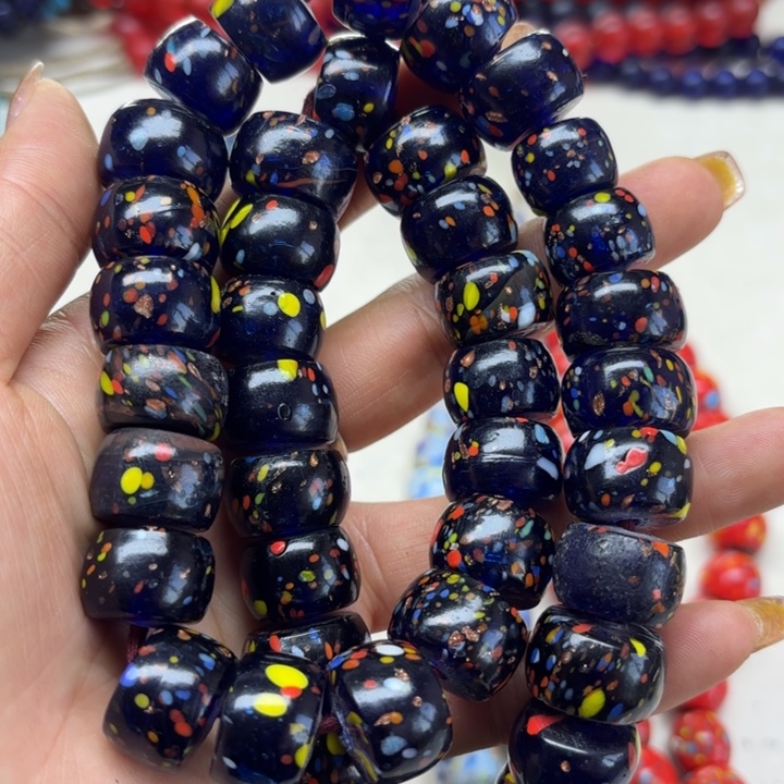 琉璃颈饰琉璃琉璃