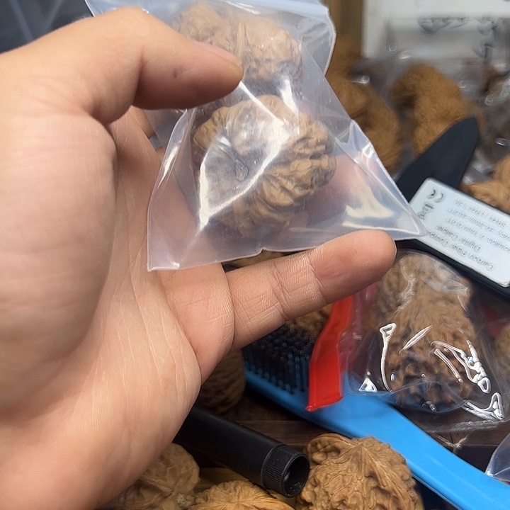 C***p桃核吊坠蛤蟆头核桃