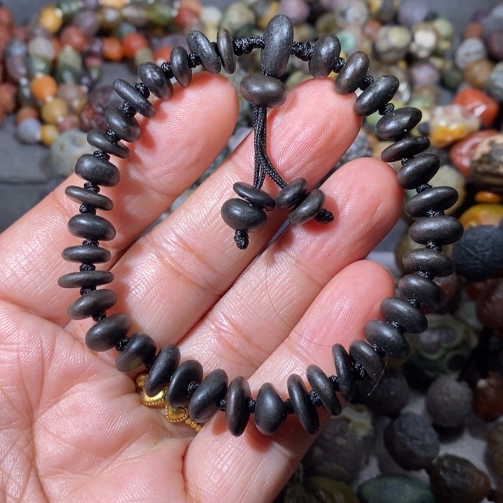 未镶嵌玛瑙/玉髓珠宝奇石