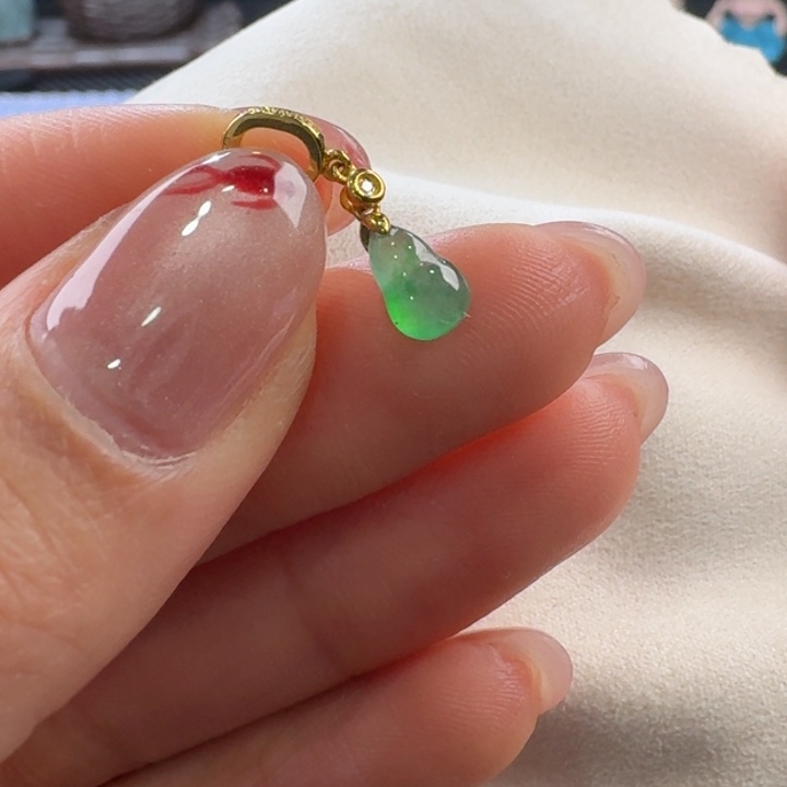 翡翠手链未镶嵌小滴溜