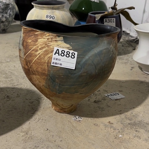 陶瓷小****?哇塞小珑福利花瓶A888