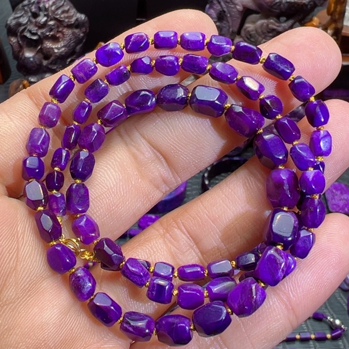 苏纪石（舒俱来）项链18K金镶嵌