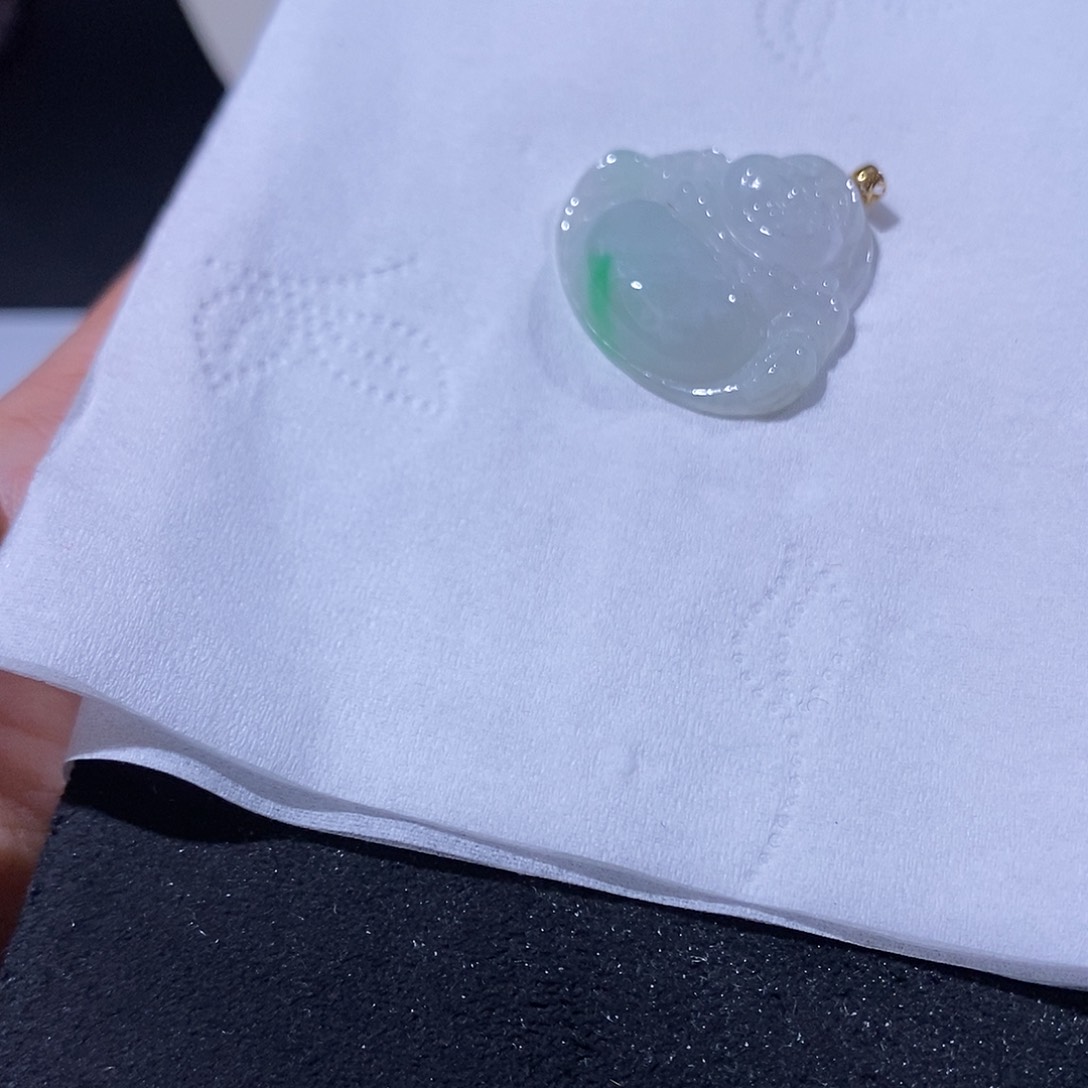 翡翠吊坠(不含链)18K金镶嵌