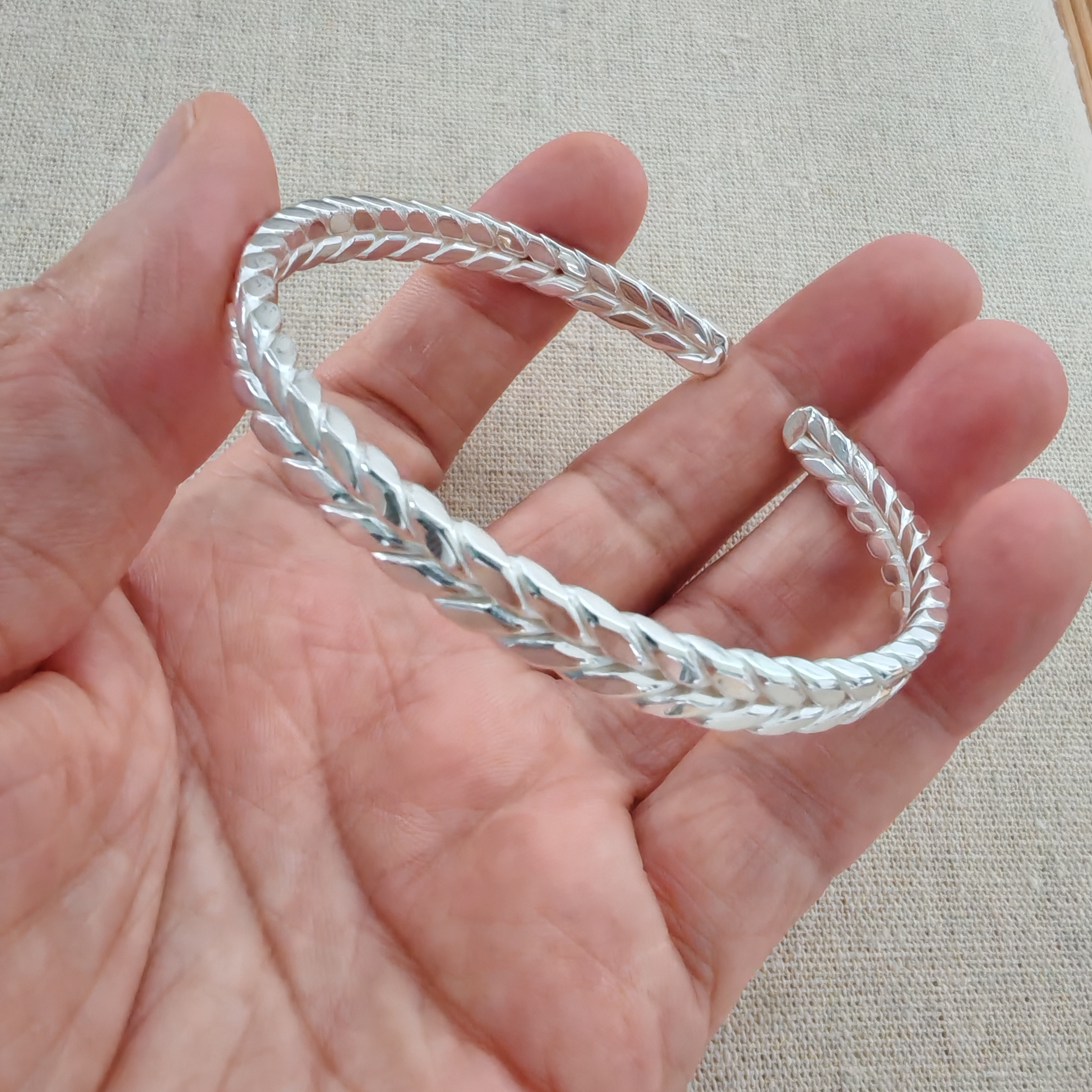 足银手镯 【Qarlighach】足银9999手镯韩版精致开口可调节设计款