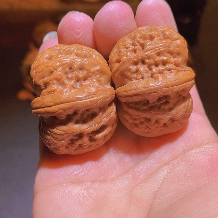 文玩核桃把件元宝