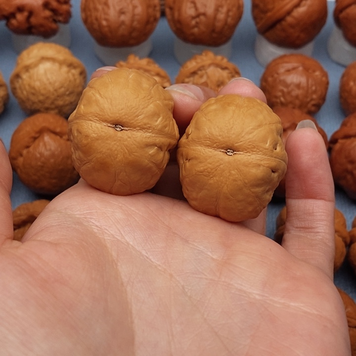 文玩核桃把件云**阳鹅卵石