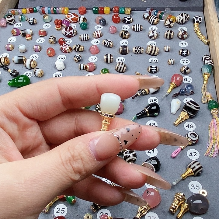 玛瑙/玉髓未镶嵌饰品