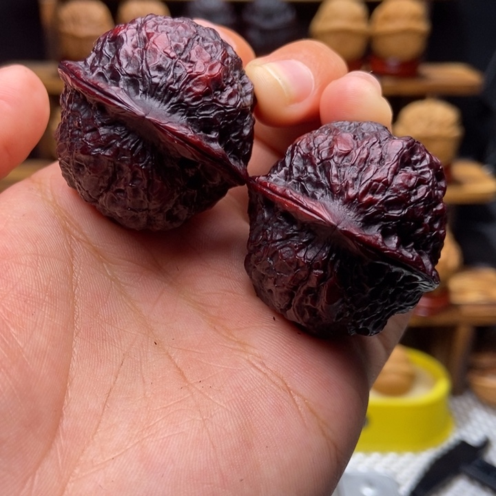 文玩核桃吊坠大理狮子头9