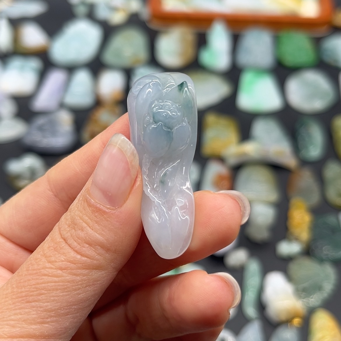 【闪购商品】翡翠颈饰未镶嵌莲花