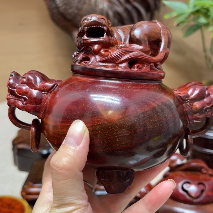 b***n交趾黄檀（大红酸枝）