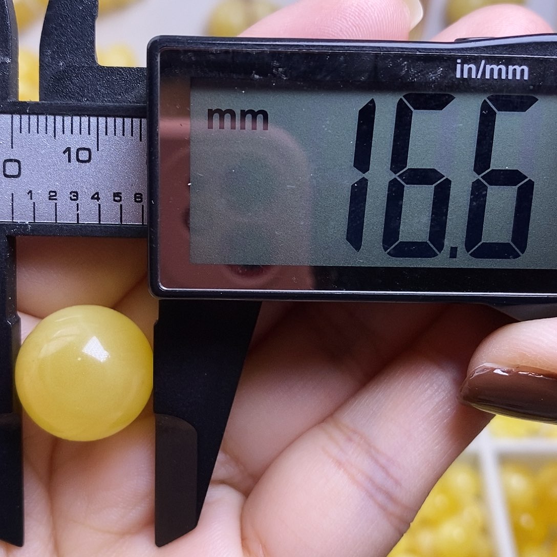 裸石琥珀未镶嵌蜜蜡圆珠微瑕福利
