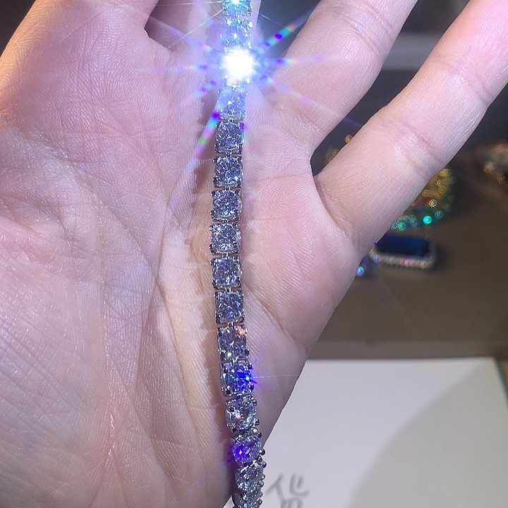 非金属35手链。          