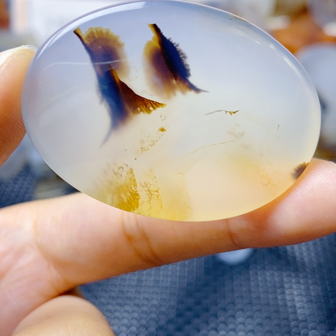 玛瑙/玉髓未镶嵌珠宝奇石