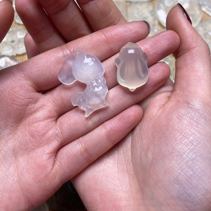 蛇纹石玉颈饰未镶嵌徐*飞