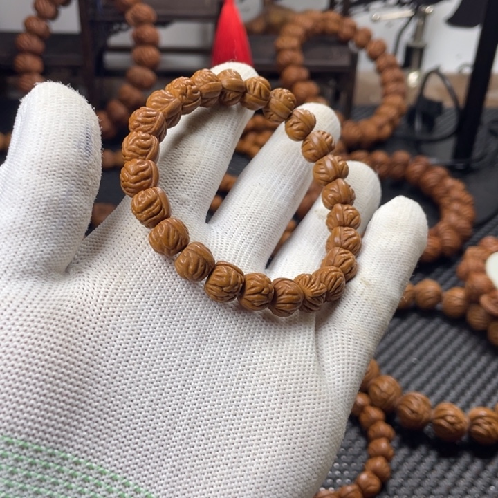 金***艾桃木秦岭野生龙纹桃核