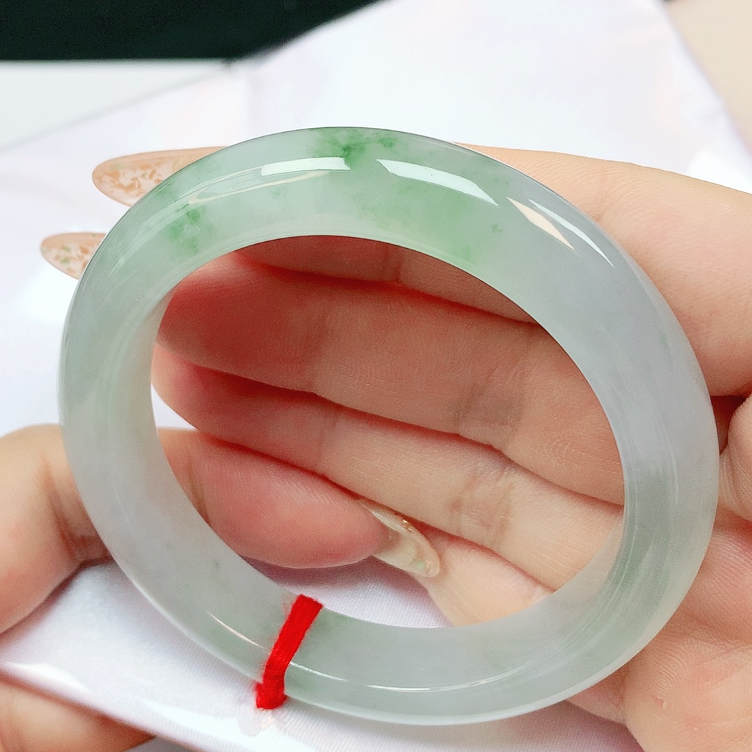 翡翠未镶嵌手镯抖音255