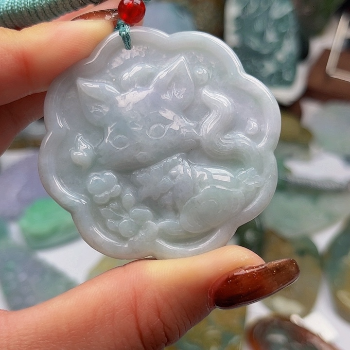 翡翠未镶嵌颈饰挂件