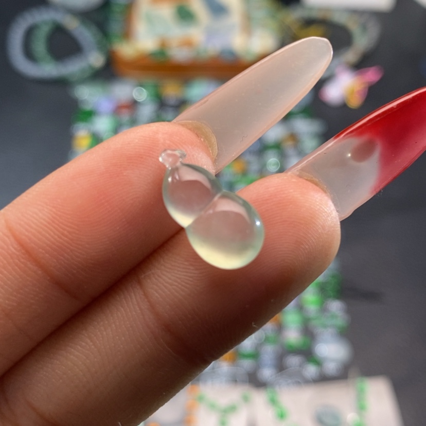 【闪购商品】翡翠挂件未镶嵌葫芦