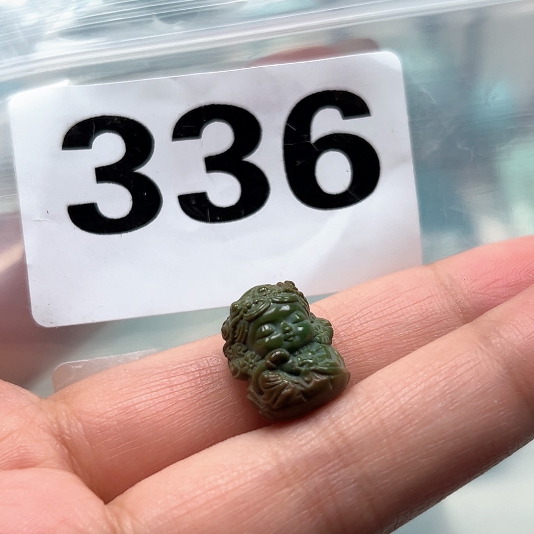 绿松石珠宝奇石未镶嵌王****帅