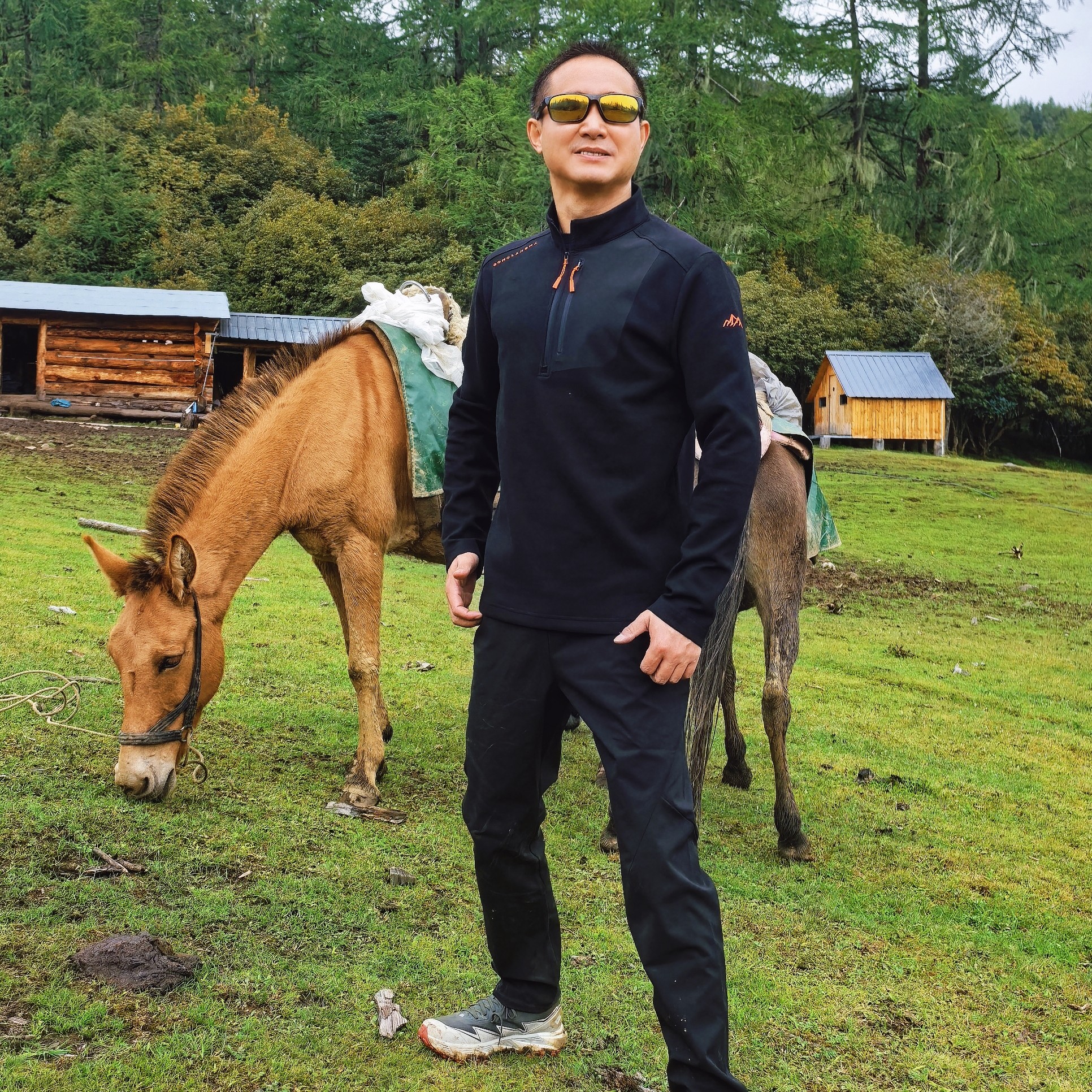 早秋男士长袖半拉链立领卫衣T恤运动衫通勤适用户外休闲保暖男式