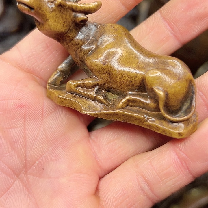 专属定制精美铜摆件