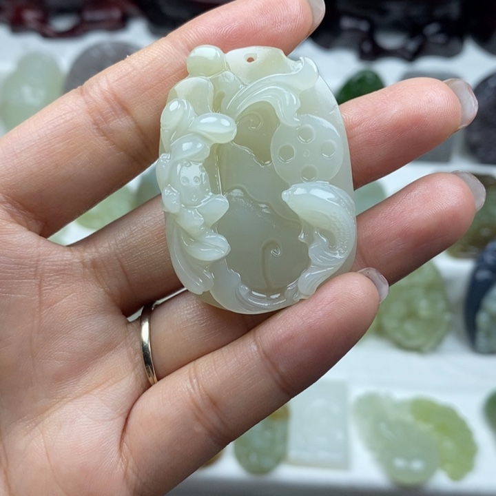 和田玉（糖玉）未镶嵌颈饰97