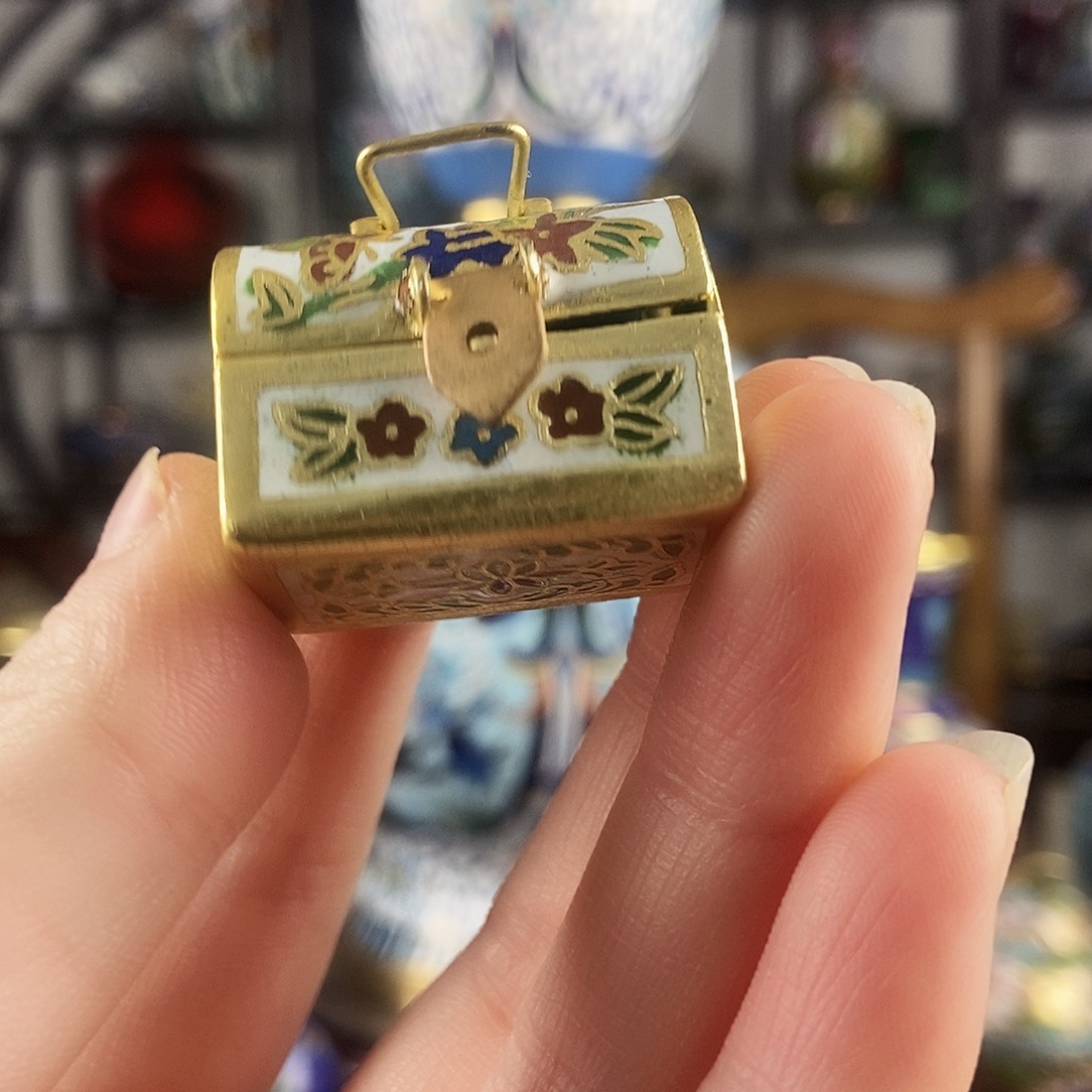 @***竹景泰蓝小宝箱一个