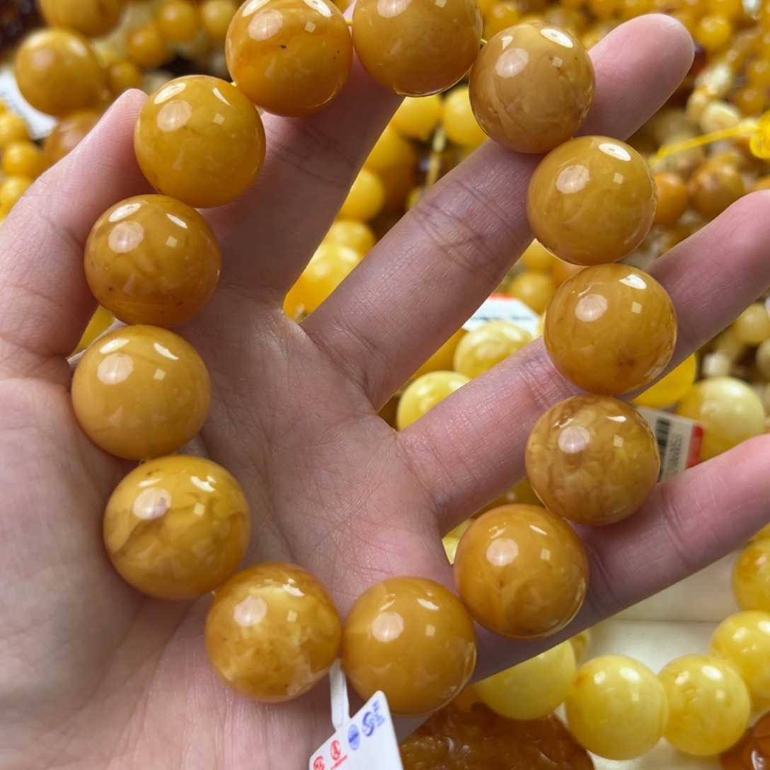 琥珀珠宝奇石未镶嵌