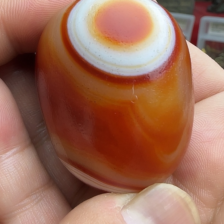 睁***头白玉菩提吊坠精品