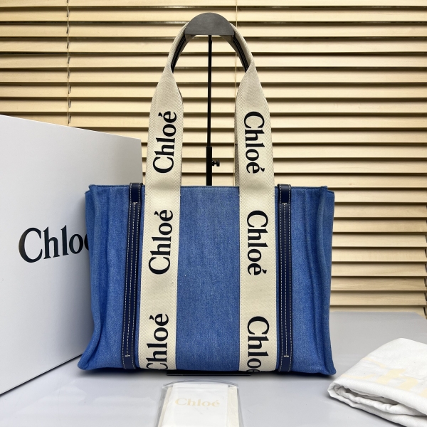 95新/蔻依/市场价23000/包包/250215XZ0015