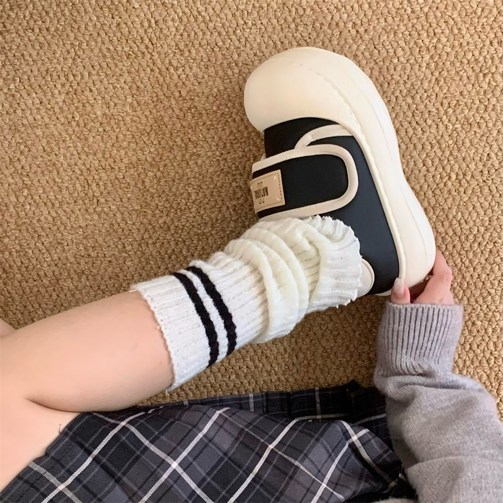 细细条 魔术贴冬季软底防滑面包棉鞋外穿加绒圆头厚底学生板鞋女