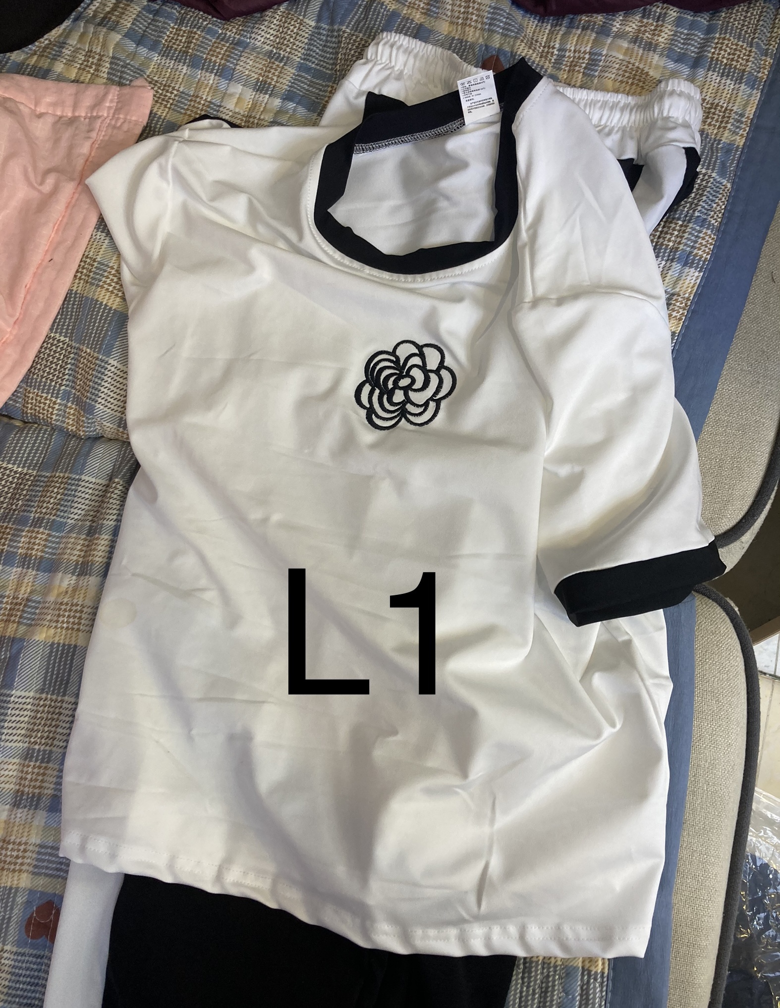 静姐—清仓山茶花套装