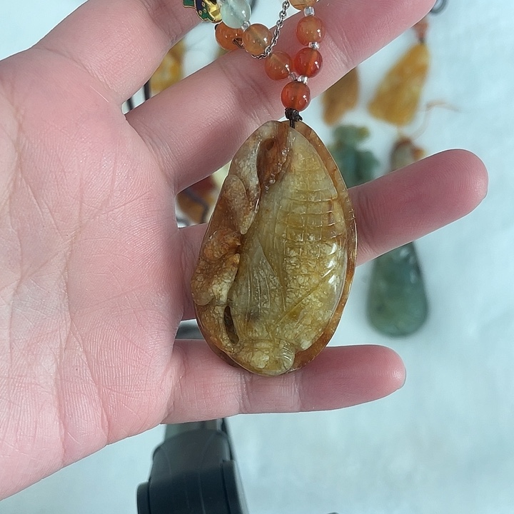 蛇纹石玉未镶嵌吊坠(不含链)