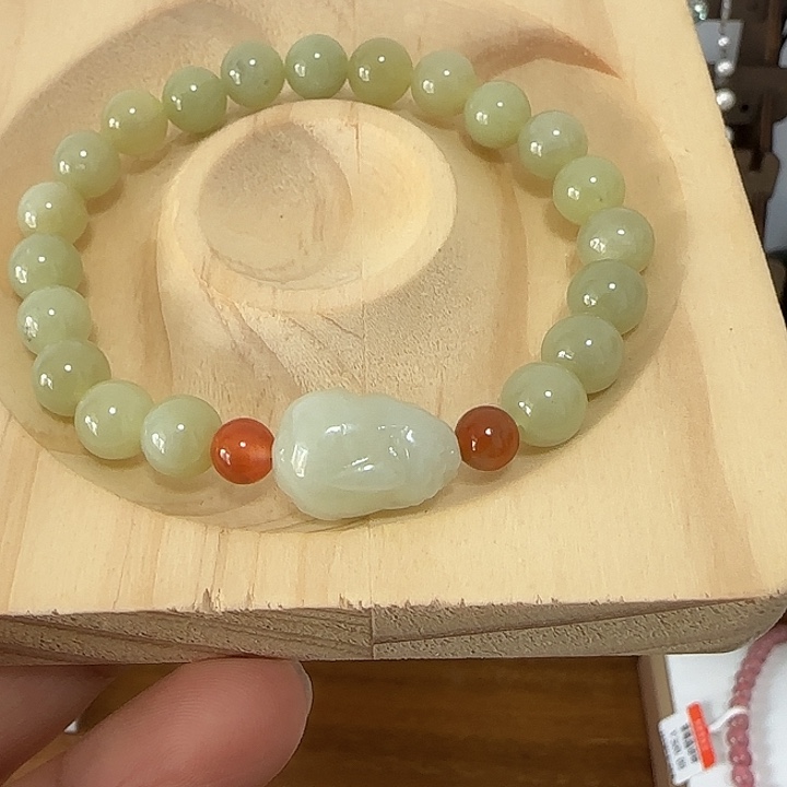 和田玉未镶嵌手串