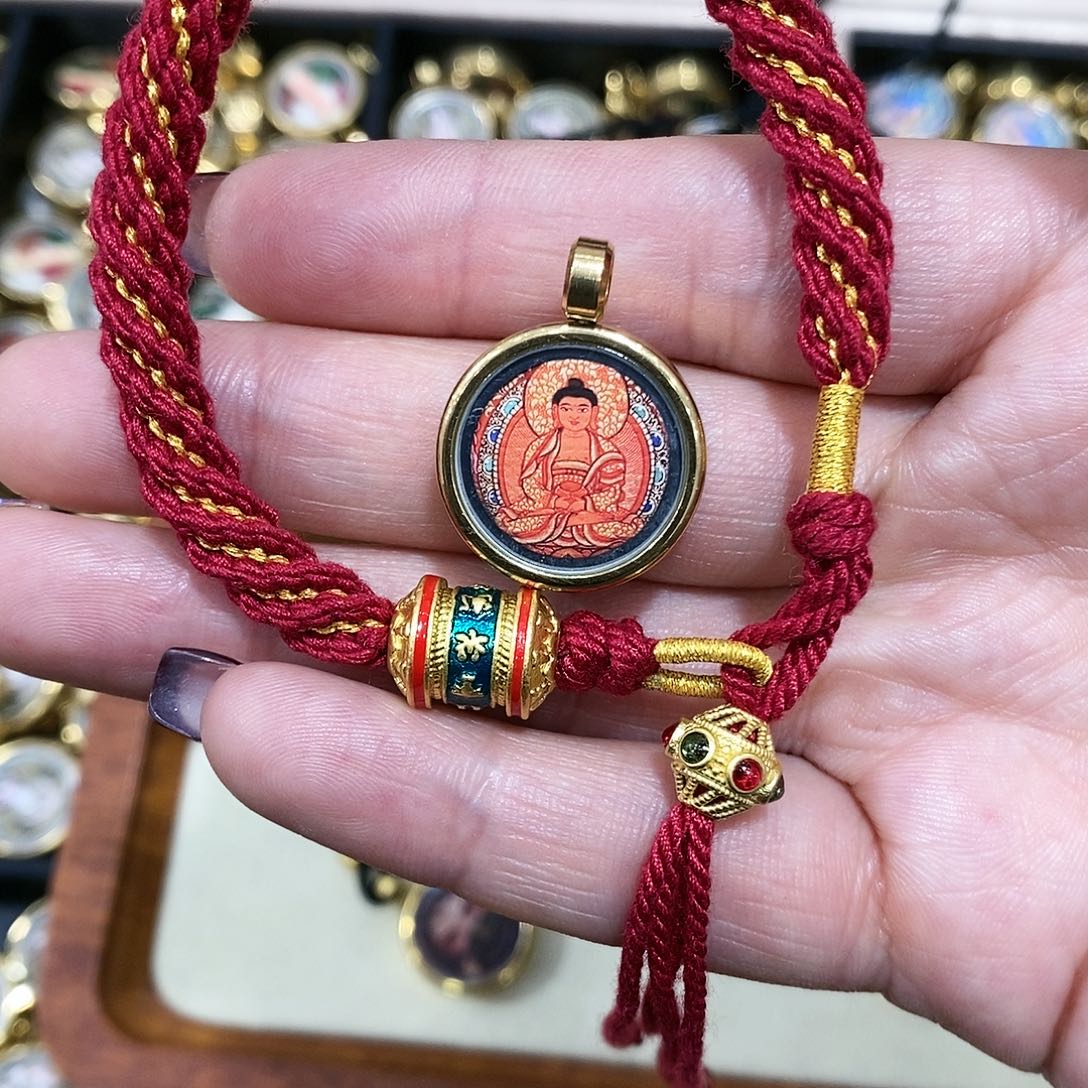 【闪购商品】吊坠单面配手绳突突突