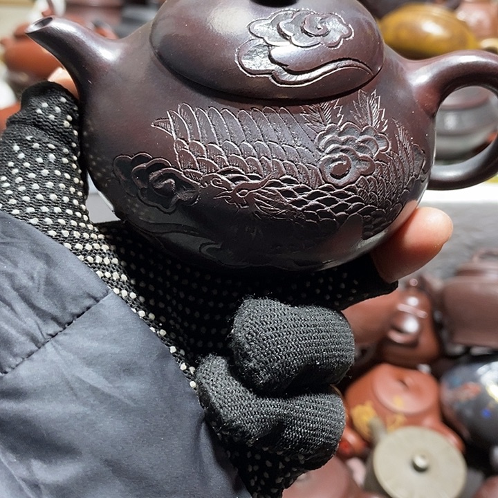 紫砂茶壶微瑕微笑