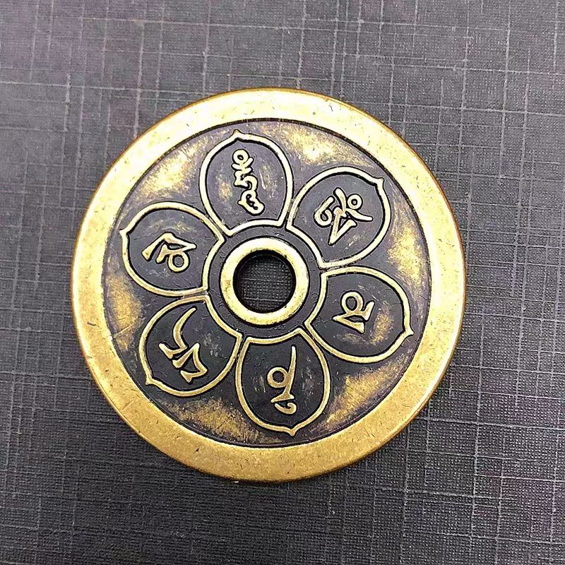 黄铜精美挂件把玩圆孔铜钱