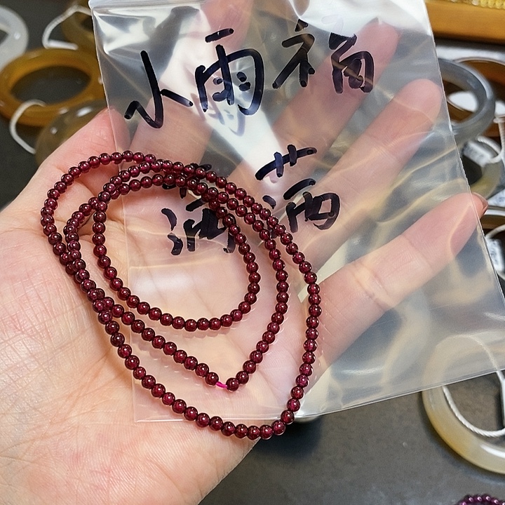 小***满未镶嵌珠宝半成品石榴石