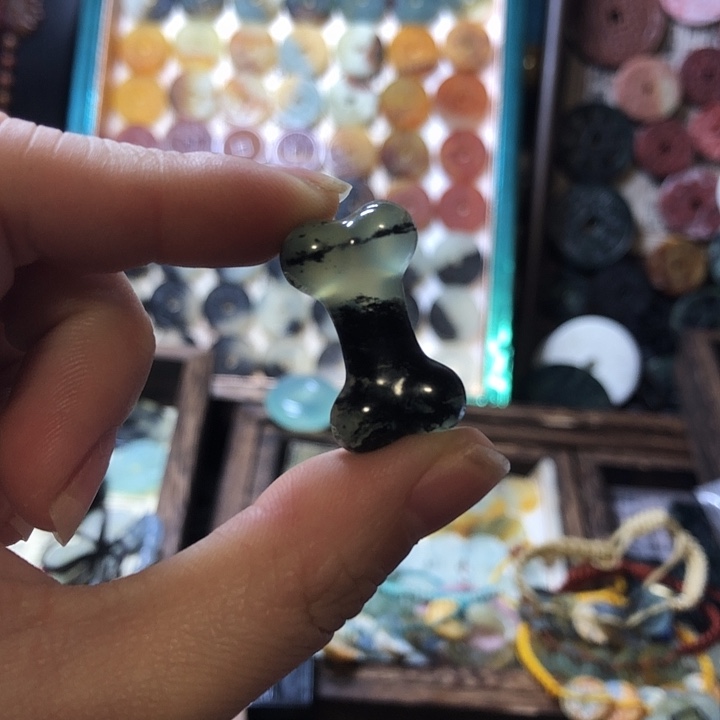 岫玉岫玉挂件未镶嵌