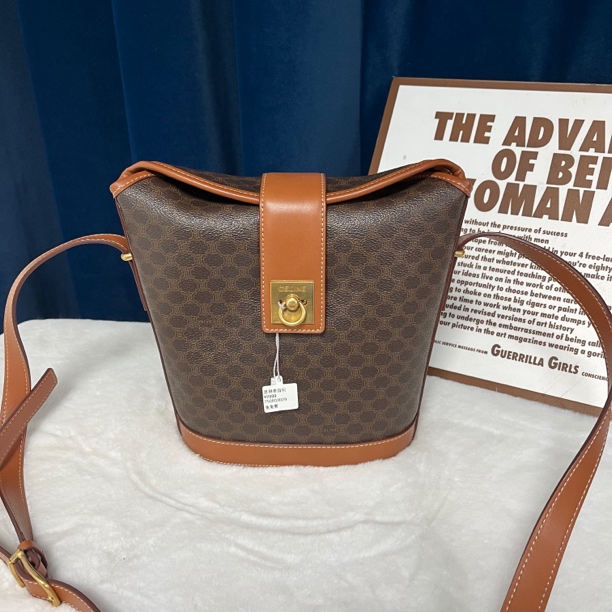 95新 Celine/思琳 G专属/思琳斜挎包/03029