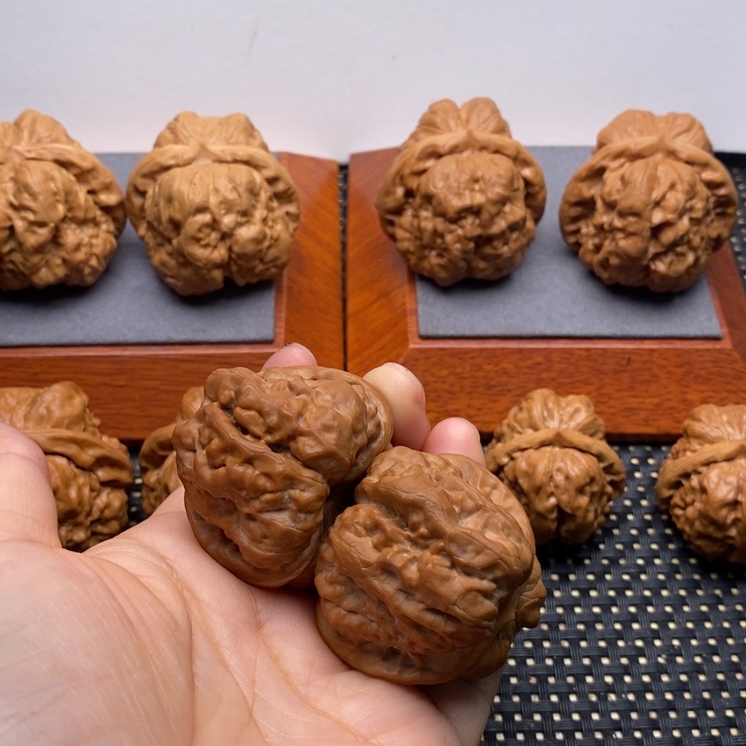 别***要文玩核桃把件边41左右