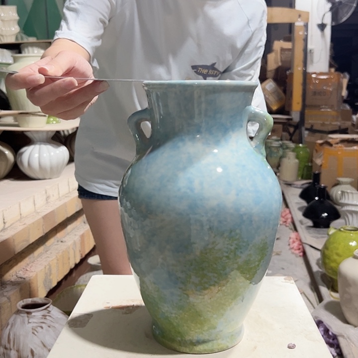 景德镇陶瓷花瓶微瑕介意勿拍