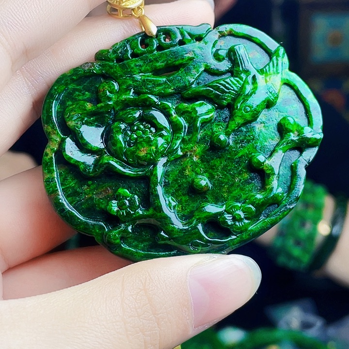 翡翠银S925镶嵌颈饰多样性