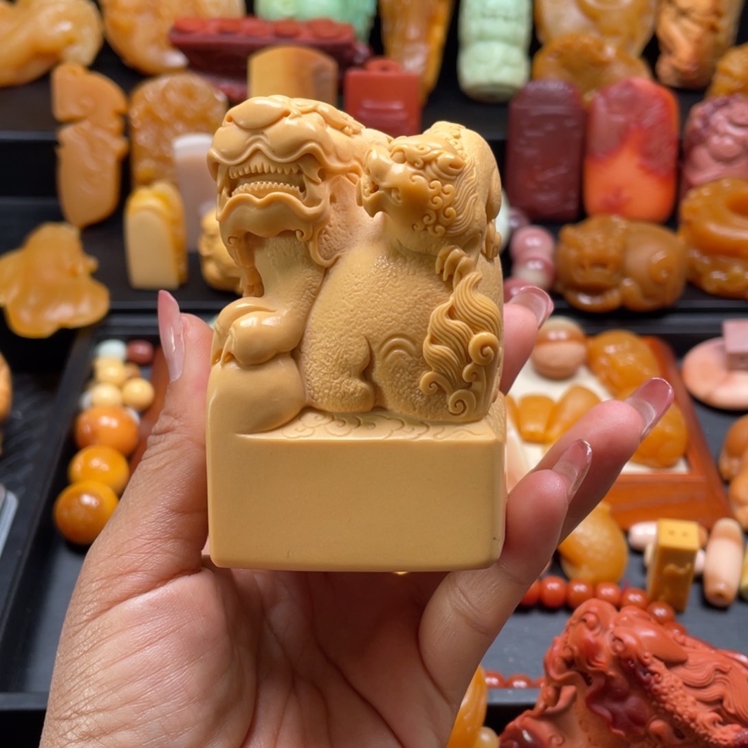 石英质玉摆件未镶嵌T****G