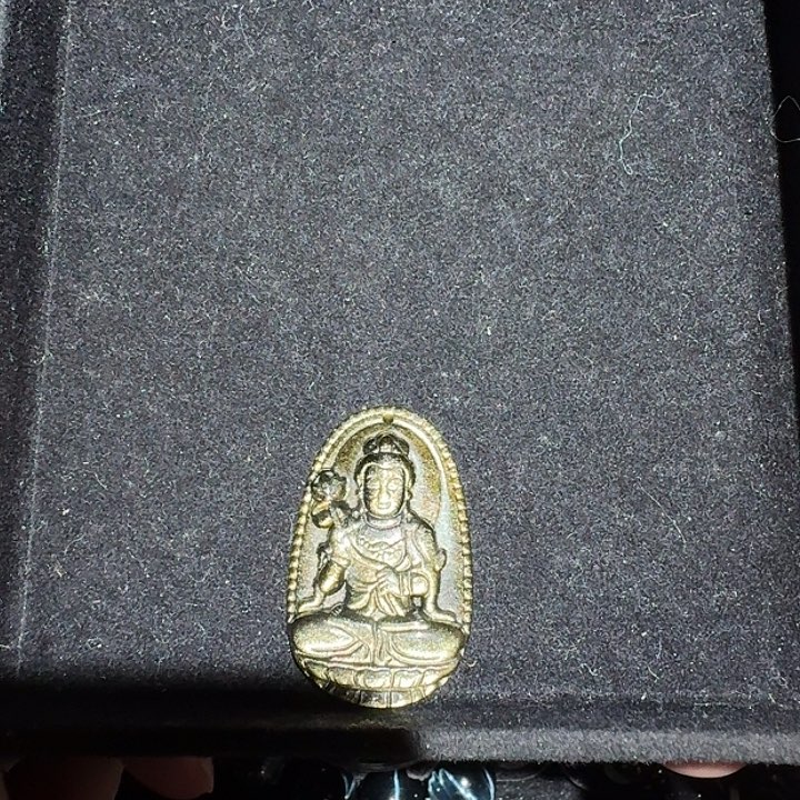 黑曜岩未镶嵌颈饰