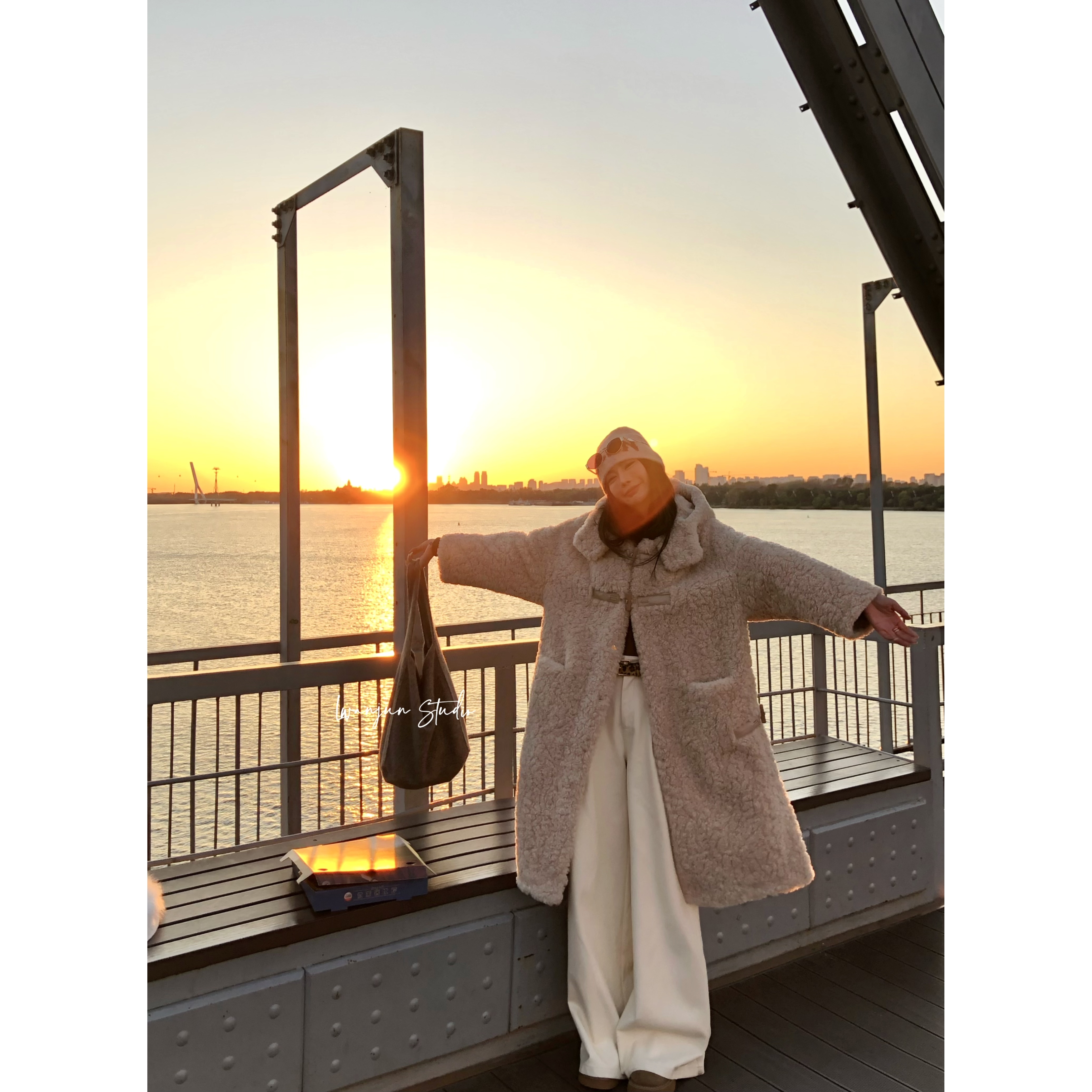 婉君【糖葫芦大衣】秋冬韩版时尚长款慵懒风连帽外套LWJ24C3C1994