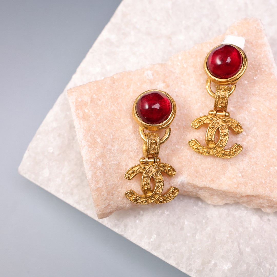 95新 Chanel/香奈儿 柚礼中古/香奈儿红琉璃双c耳夹le512009